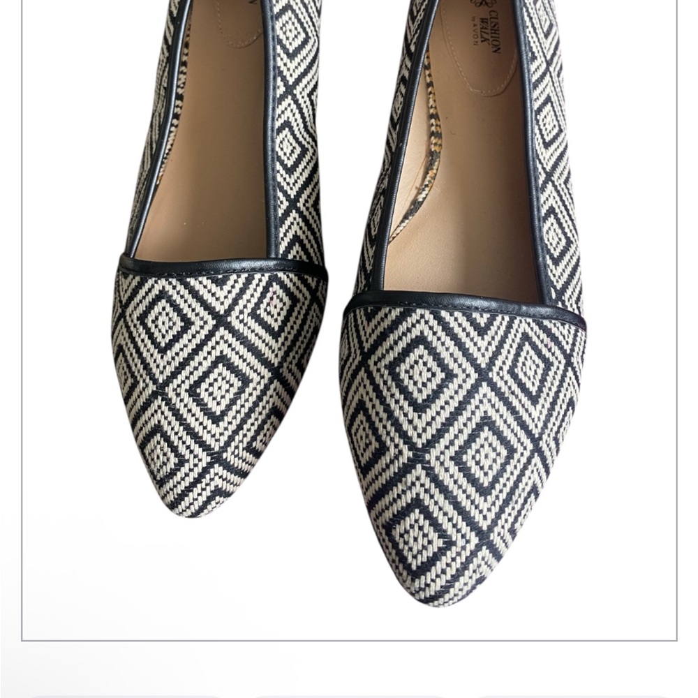 Avon Black and White Geometric Cushion Steps Flats - Picture 6 of 15